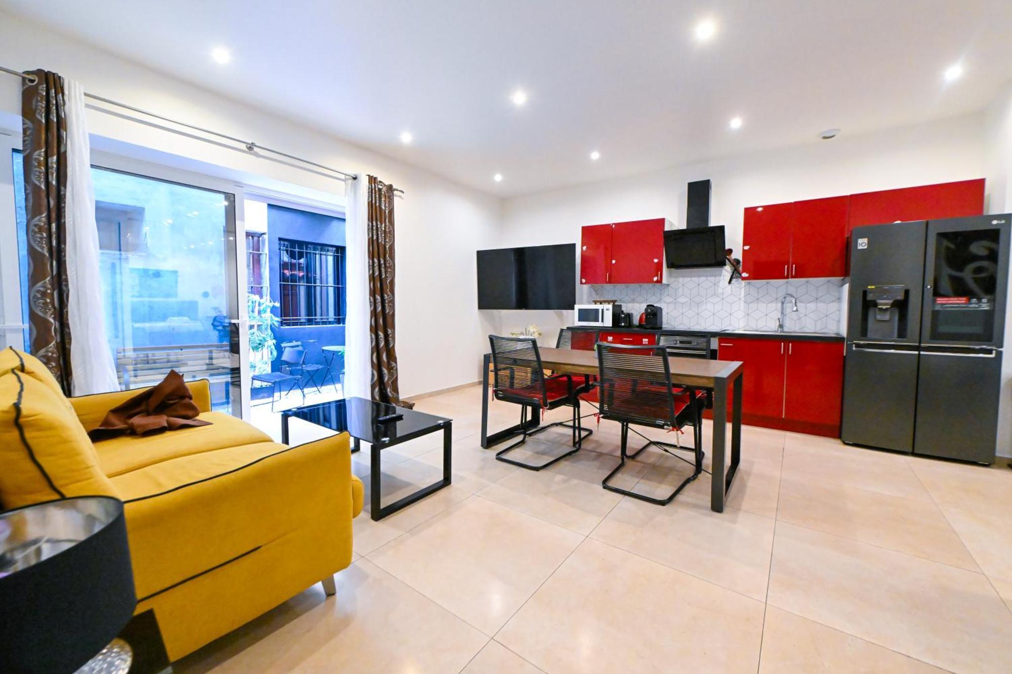 Grand Loft A Deux Pas De La N1 Nice